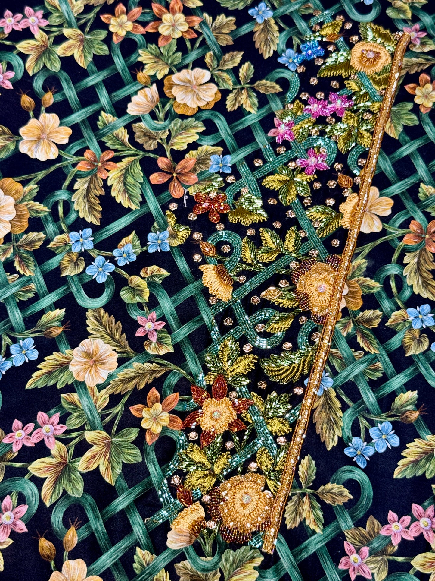 Liberty Botanical Knot