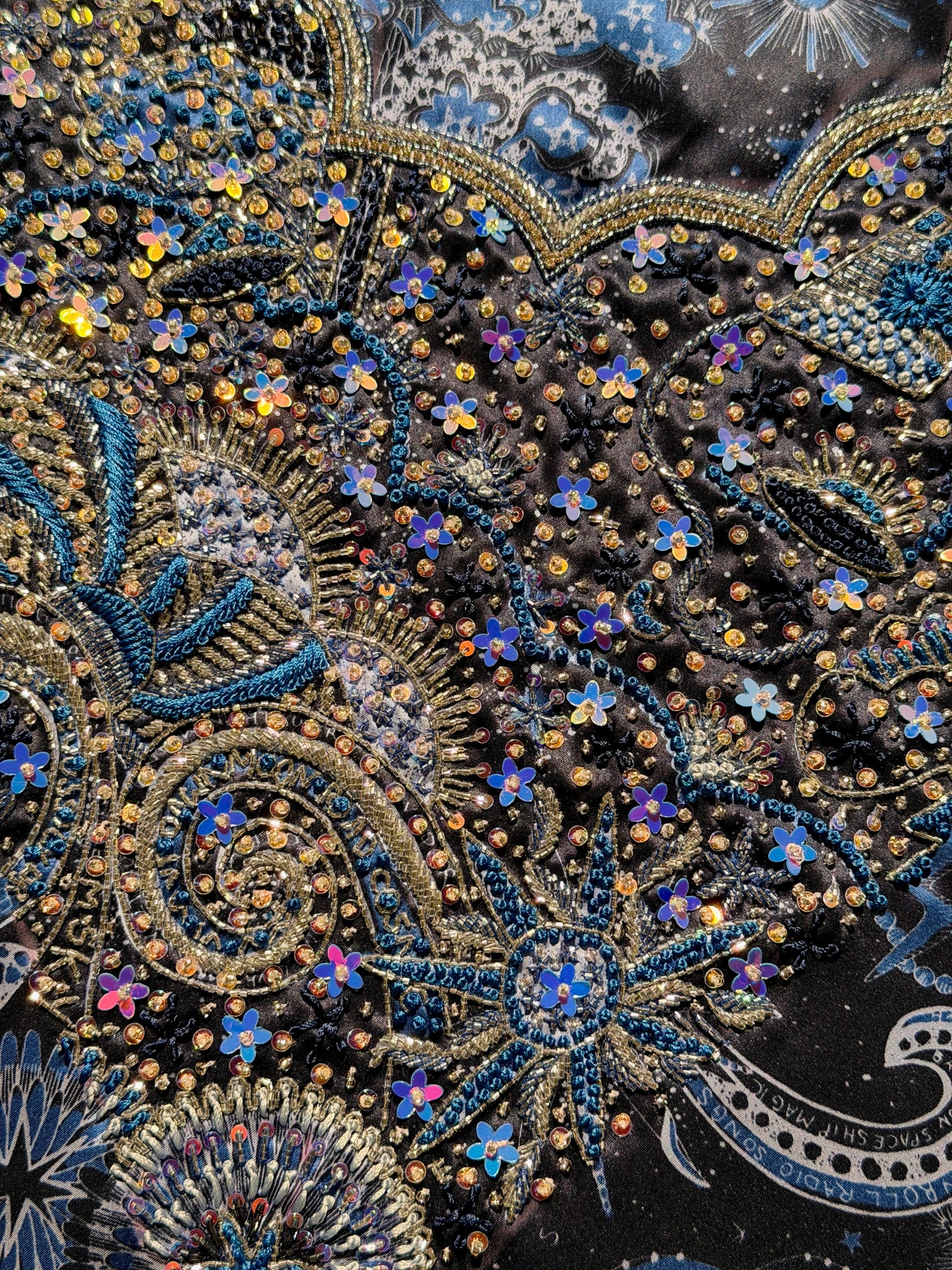 Liberty Louis universe (Pre-order)(100% Silk)